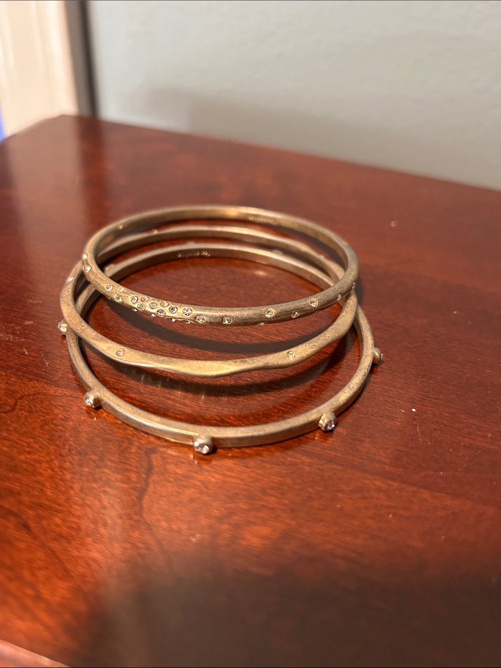 ✳️Lia Sophia Gold-Tone Decorative Stacked Bangle Bracelet Set✳️
